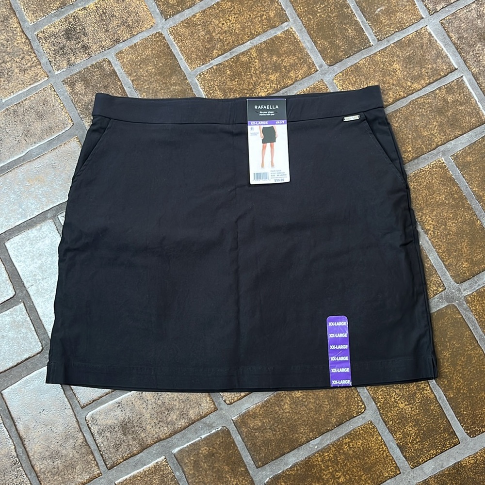 NWT Rafaella Black Classic Skort